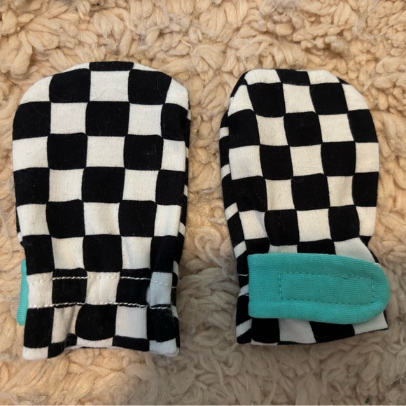 Lovevery lot of 4 playkit items - Picture 2 of 7